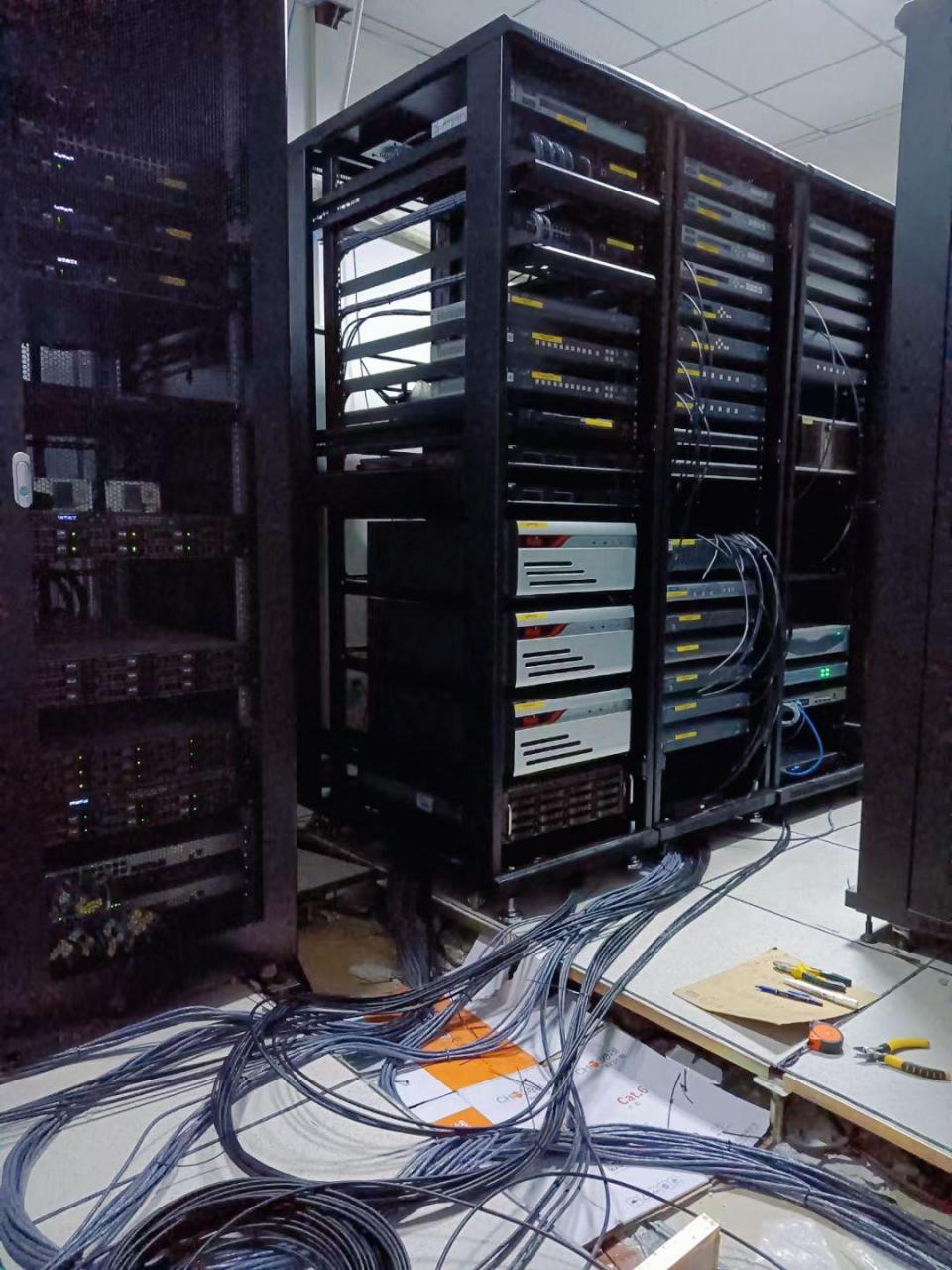 專業的事交給專業的人 在智能化工地上的布線時光